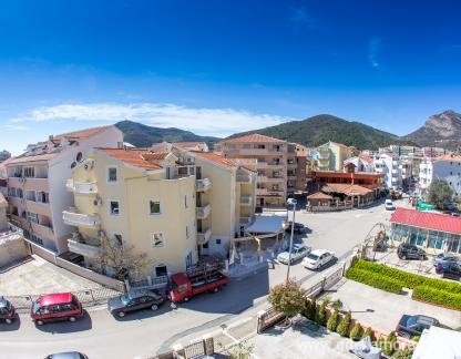 Apartmanok "Sun", Standard szoba kétszemélyes ággyal és erkéllyel №11,14, 21, 24,31,34, Magán szállás a községben Budva, Montenegró - Vila kod Zlatibora067